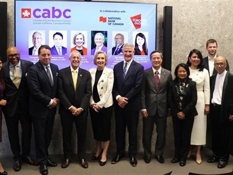 Les délégués à l'événement organisé à Toronto par le CABC. Photo: VNA