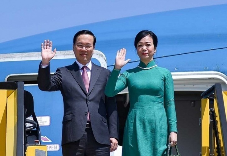 Le Président de la République, Vo Van Thuong, et son épouse. Photo : VNA.