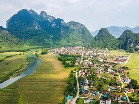 Le village de Tân Hoa, commune de Tân Hoa, district montagneux de Minh Hoa, province de Quang Binh. Photo : VNA.