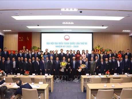 Des délégués du Congrès national de l'Association d'Amitié Vietnam - Chine, le 25 novembre à Hanoi. Photo : VNA.