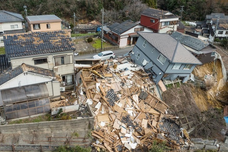 Le séisme a provoqué d'importantes pertes humaines et de sérieux dégâts matériels. Photo : VNA.
