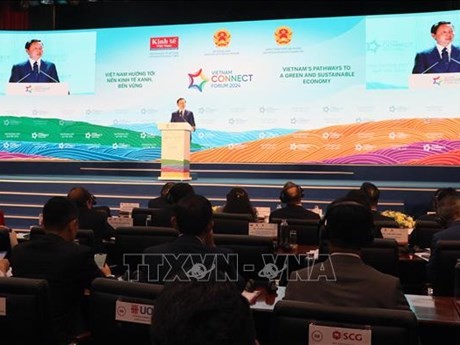 Le Vice-Premier ministre Trân Hông Hà lors du forum. Photo : VNA.