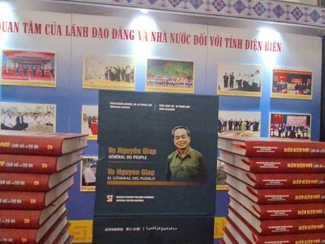 Le livre "Vo Nguyen Giap - Général du peuple". Photo : nld.com.vn 