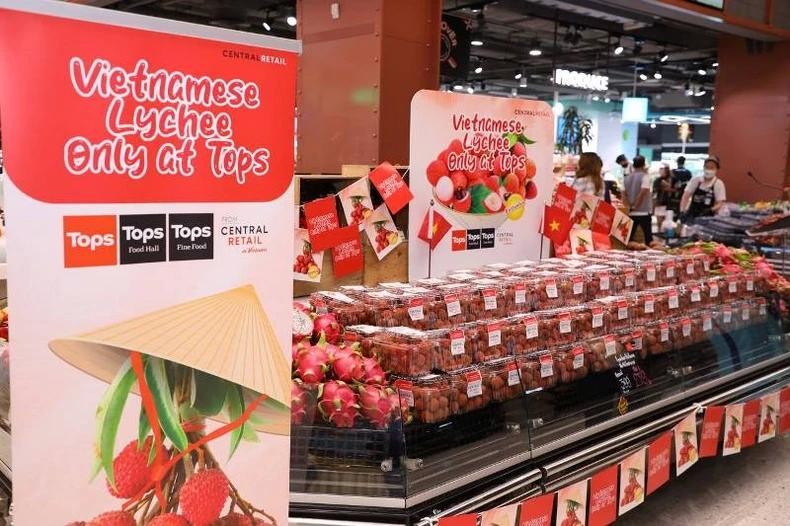 Ces dernières années, grâce au soutien de grands groupes de vente au détail étrangers, plusieurs produits vietnamiens de qualité sont distribués dans le monde. Photo: NDEL.