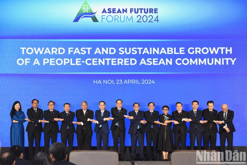 Le Forum sur l’avenir de l’ASEAN 2024, placé sous le thème « Vers une croissance rapide et durable d’une communauté ASEAN centrée sur les personnes » est une initiative du Premier ministre vietnamien, Pham Minh Chinh. Photo : NDEL.