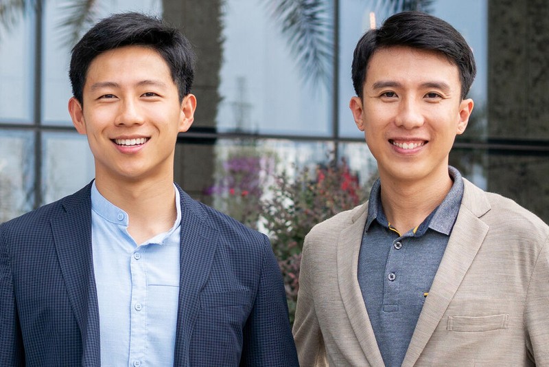 Philip An (gauche) et JunYuan Tan, les deux fondateurs de Homebase. Photo : CVN.