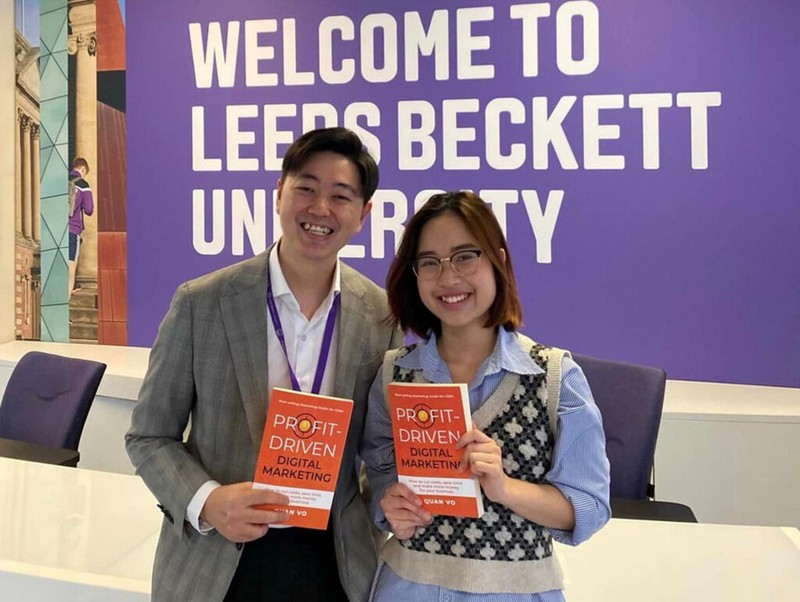 Le livre "Profit-Driven Digital Marketing" de Vo Minh Quân disponible aux bibliothèques de l’Université Leeds Beckett (Royaume-Uni). 