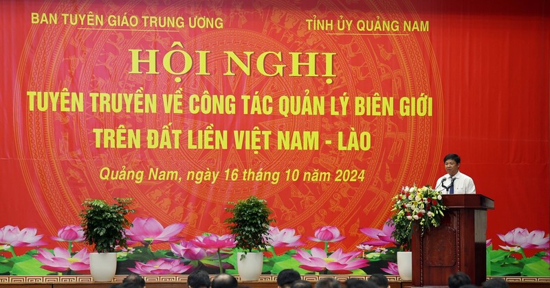 Réunion sur la gestion de la frontière terrestre entre le Vietnam et le Laos à Quang Nam. Photo : VNA