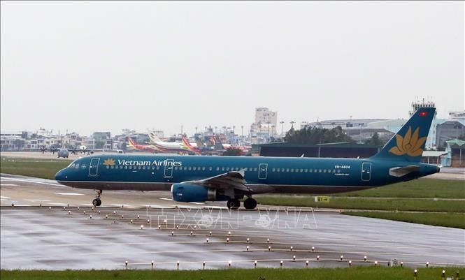 Un avion de Vietnam Airlines à l’aéroport international de Dà Nang. Photo d'archives : VNA.