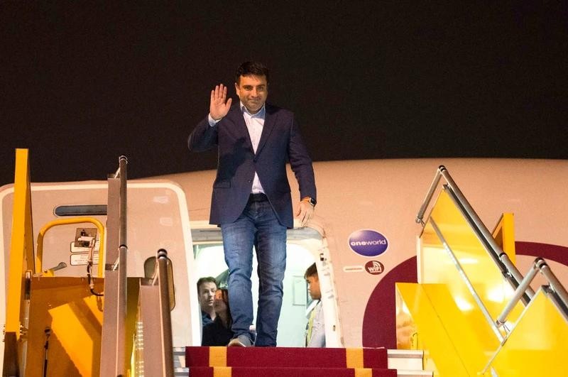 Le président de l'Assemblée nationale de la République d'Arménie, Alen Simonyan, est arrivé dimanche soir 17 novembre à Hanoï, entamant sa visite officielle au Vietnam, qui durera jusqu'au 23 novembre. Photo : quochoi.vn.