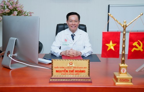 Nguyên Thê Hoàng, professeur et directeur adjoint de l’Hôpital militaire 108. Photo: vnews.gov.vn