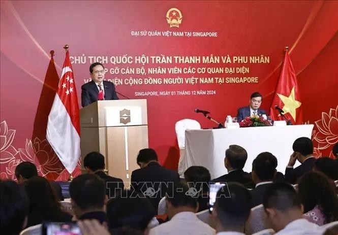 Le président de l'Assemblée nationale, Tran Thanh Man, s'exprime lors de la rencontre. Photo : VNA.