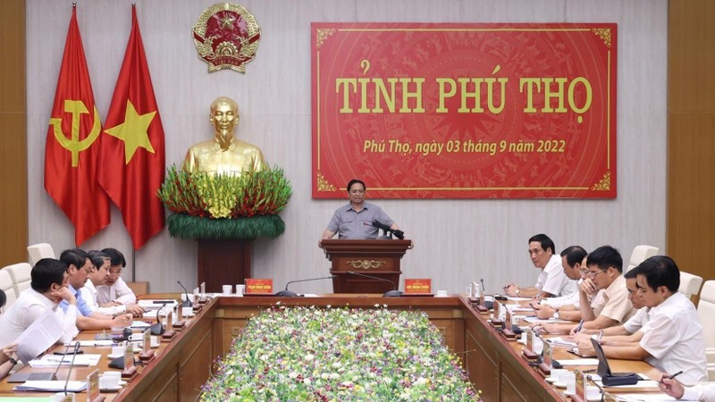 Le Premier ministre Pham Minh Chinh à la séance de travail le 3 septembre avec la Permanence du Comité du Parti de la province de Phu Tho. Photo: Trân Hai/NDEL