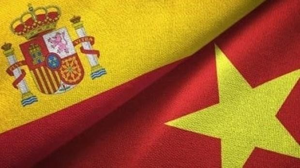 Des drapeaux du Vietnam et d'Espagne. Photo : VNA.