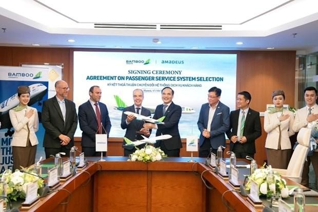 Bamboo Airways signe un accord de coopération avec le premier partenaire technologique mondial Amadeus pour déployer le système de service aux passagers (Amadeus Altéa PSS). Photo: Baodautu