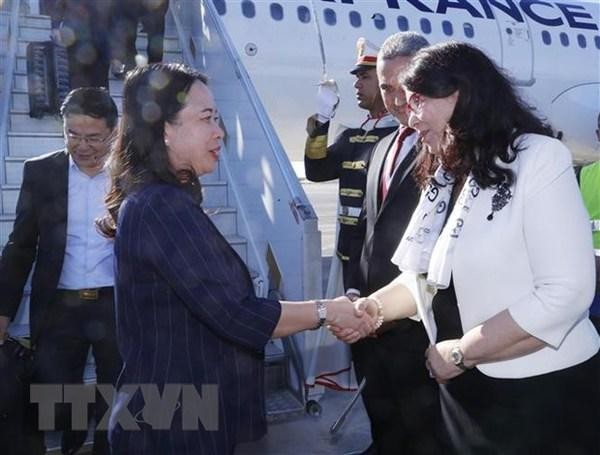 La Vice-Présidente Vo Thi Anh Xuân arrive en Tunisie pour le 18e Sommet de la Francophonie. Photo : VNA. 