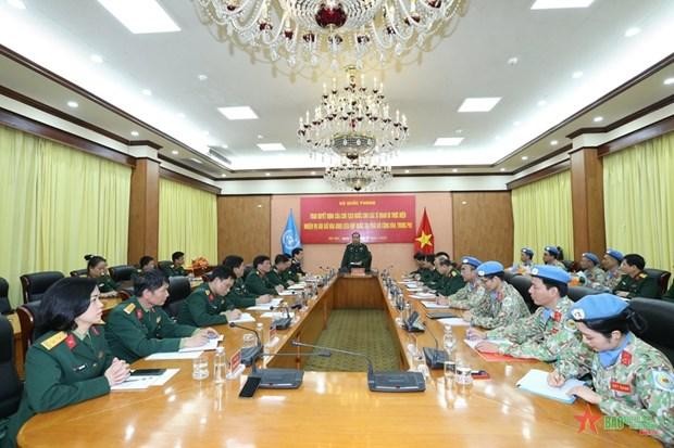 Le général de corps d’armée Phung Si Tân, chef adjoint de l’État-major général de l’Armée populaire du Vietnam (APV) s’exprimant lors de la cérémonie. Photo: QDND