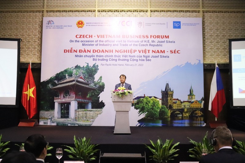 Le vice-ministre de l’Industrie et du Commerce, Dô Thang Hai, prend la parole lors du forum. Photo : moit.gov.vn