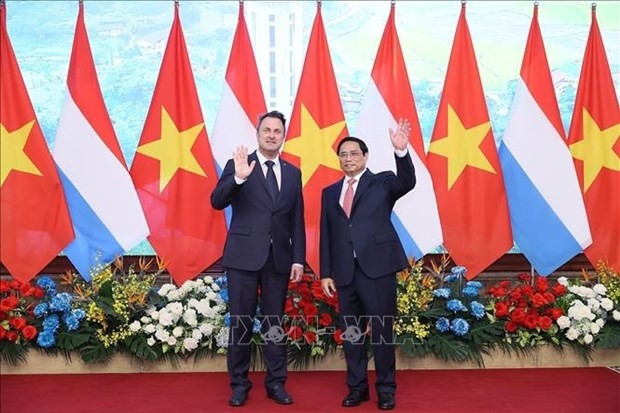 Le Premier ministre vietnamien, Pham Minh Chinh (à droite) et son homologue luxembourgeois, Xavier Bettel. Photo : VNA.