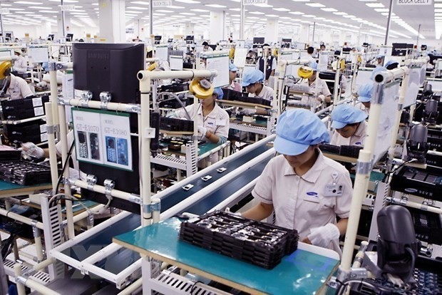 Une ligne de production de téléphones mobiles de Samsung Vietnam dans la province de Bac Ninh (au Nord-Est du Vietnam). Photo : VNA.