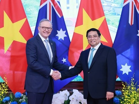 Le Premier ministre vietnamien, Pham Minh Chinh (à droite) et son homologue australien Anthony Albanese. Photo : VNA.