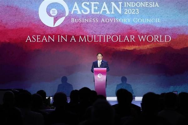 Le Premier ministre vietnamien, Pham Minh Chinh, lors du Sommet d'affaires et d'investissement de l'ASEAN tenu à Jakarta, en Indonésie, le 4 septembre. Photo : VNA.