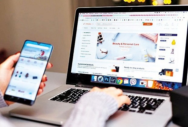 L’e-commerce a connu ces dernières années un développement rapide. Photo d'illustration: tapchitaichinh.vn