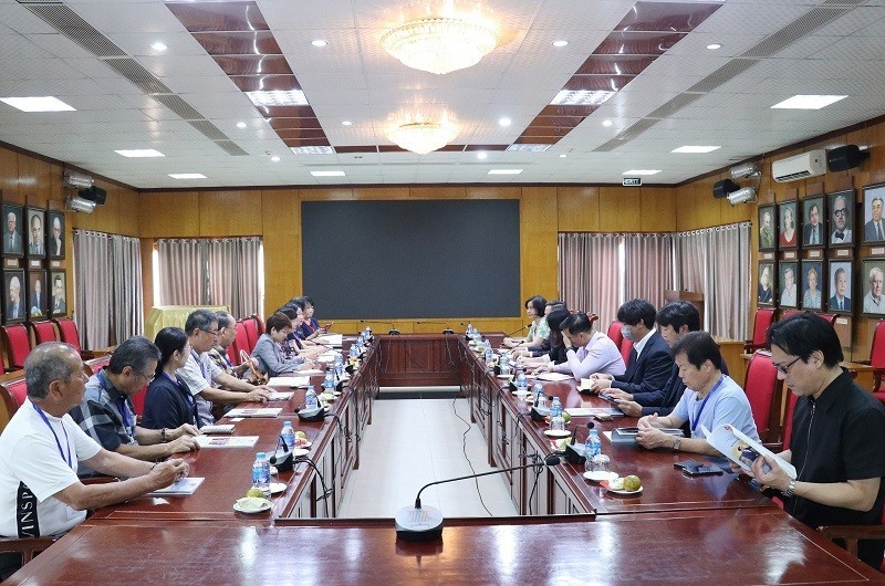 Séance de travail entre les Associations d'Amitié Vietnam - Japon et Japon - Vietnam. Photo : Thoidai.com.vn