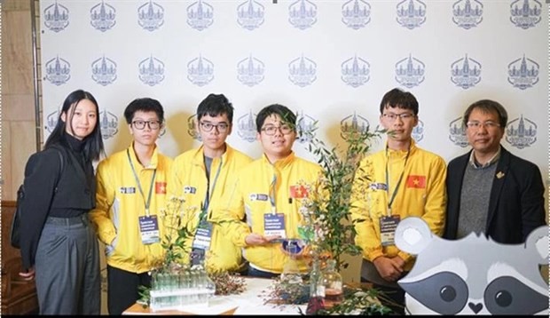 Le Vietnam a remporté une médaille d'or et une de bronze aux Olympiades de chimie du projet 2024. Photo : ministère vietnamien de l'Education et de la Formation.