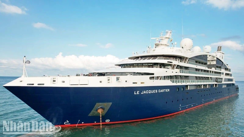 Le navire de croisière Le Jacques Cartier.