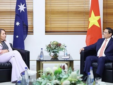 Entrevue entre le PM vietnamien et la Présidente du Sénat australien