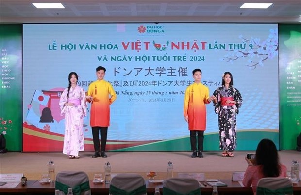 Un défilé de kimono au Festival culturel Vietnam-Japon 2024. Photo: VNA