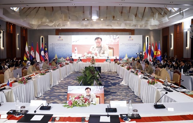 Vue de la 28e réunion des ministres des Finances de l’ASEAN, à Luang Prabang, le 5 avril. Photo : VNA.