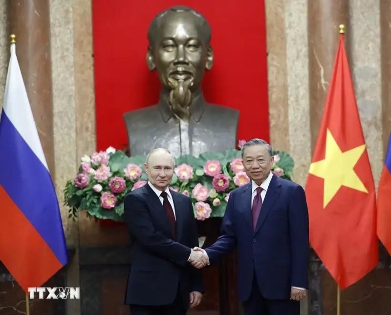 Le président du Vietnam, To Lam (droite) et son homologue russe Vladimir Poutine. Photo : VNA.