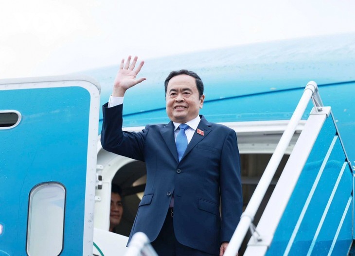 Le président de l'Assemblée nationale Trân Thanh Mân s'envole pour la Russie. Photo : VOV.