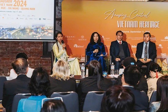 Le 11 septembre, les services du tourisme des provinces de Quang Nam, Da Nang et Thua Thien Hue ont organisé conjointement un programme de promotion touristique à Melbourne, en Australie.