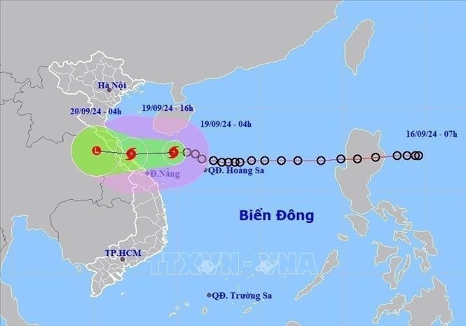 Direction de déplacement de la 4e tempête à entrer au Vietnam cette année. Photo : VNA.