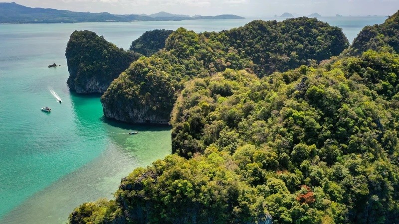 Cat Ba a l'ambition de devenir une île verte offrant des services touristiques de qualité. 