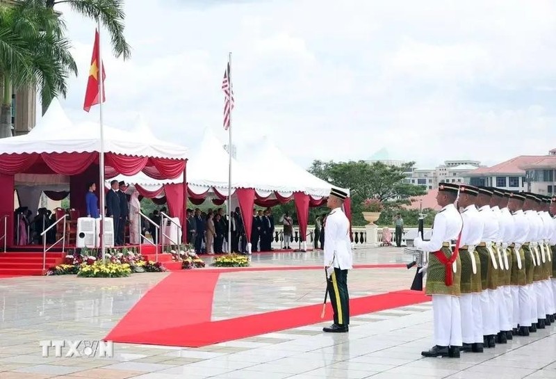 Cérémonie d’accueil officielle en l’honneur du secrétaire général du PCV To Lam en Malaisie. Photo: VNA.