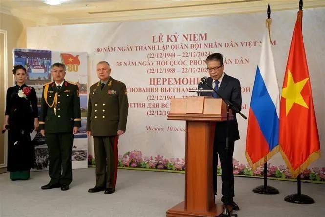 L’ambassadeur vietnamien en Russie, Dang Minh Khoi, prend la parole lors de l'événement à Moscou. Photo : VNA.