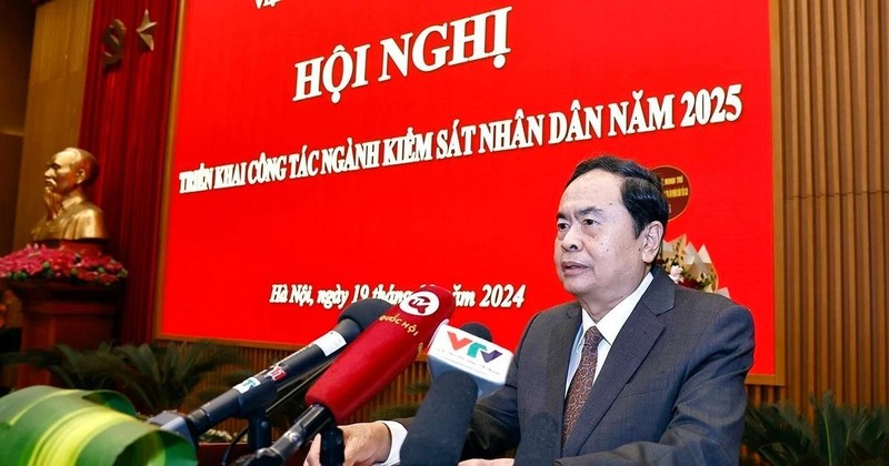 Le président de l’Assemblée nationale Trân Thanh Mân lors de la conférence, à Hanoi, le 19 décembre. Photo : VNA. 