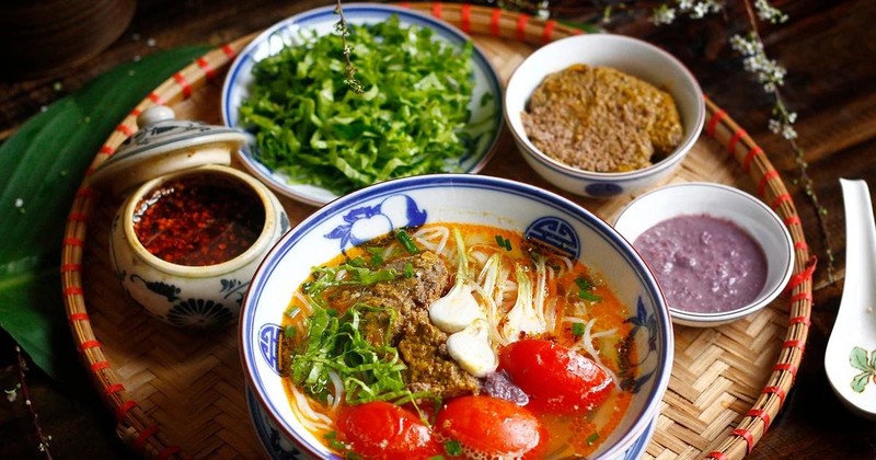 Le bún riêu traditionnel. Photo ; internet 