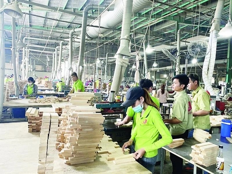 Les exportations forestières atteignent un record de 17,3 milliards de dollars. Photo: vneconomy.vn 