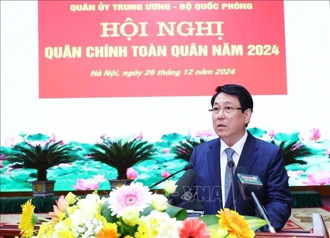 Le président Luong Cuong s'exprime lors de à la conférence militaro-politique nationale 2024. Photo: VNA 