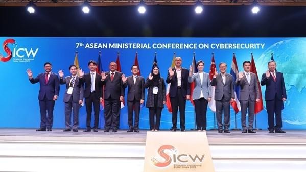 Les délégués de la 7e Conférence des ministres de l’ASEAN de la cybersécurité. Photo : VNA