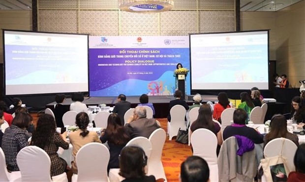 Le dialogue de politique sur le thème “Innovation et technologie pour l’égalité des sexes au Vietnam : opportunités et défis”. Photo : VNA