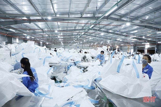 Malgré la baisse de commandes, les entreprises manufacturières restent optimistes. Photo d'illustration : baohatinh.vn
