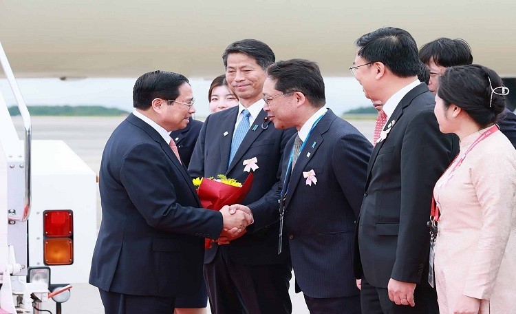 Cérémonie d'accueil du Premier ministre Pham Minh Chinh à Hiroshima (Japon). Photo: VNA