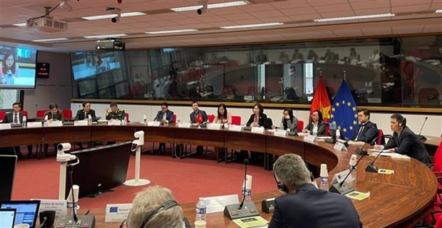 Vue de la 4e réunion du Comité mixte Vietnam - UE sur la mise en œuvre de l’Accord-cadre global de partenariat et de coopération entre l’UE et le Vietnam. Photo : VNA.