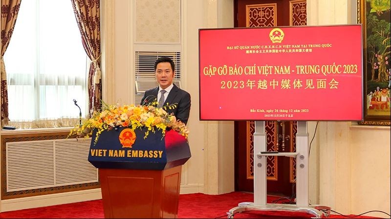 Le ministre de l'ambassade du Vietnam en Chine, Ninh Thanh Cong. Photo: NDEL